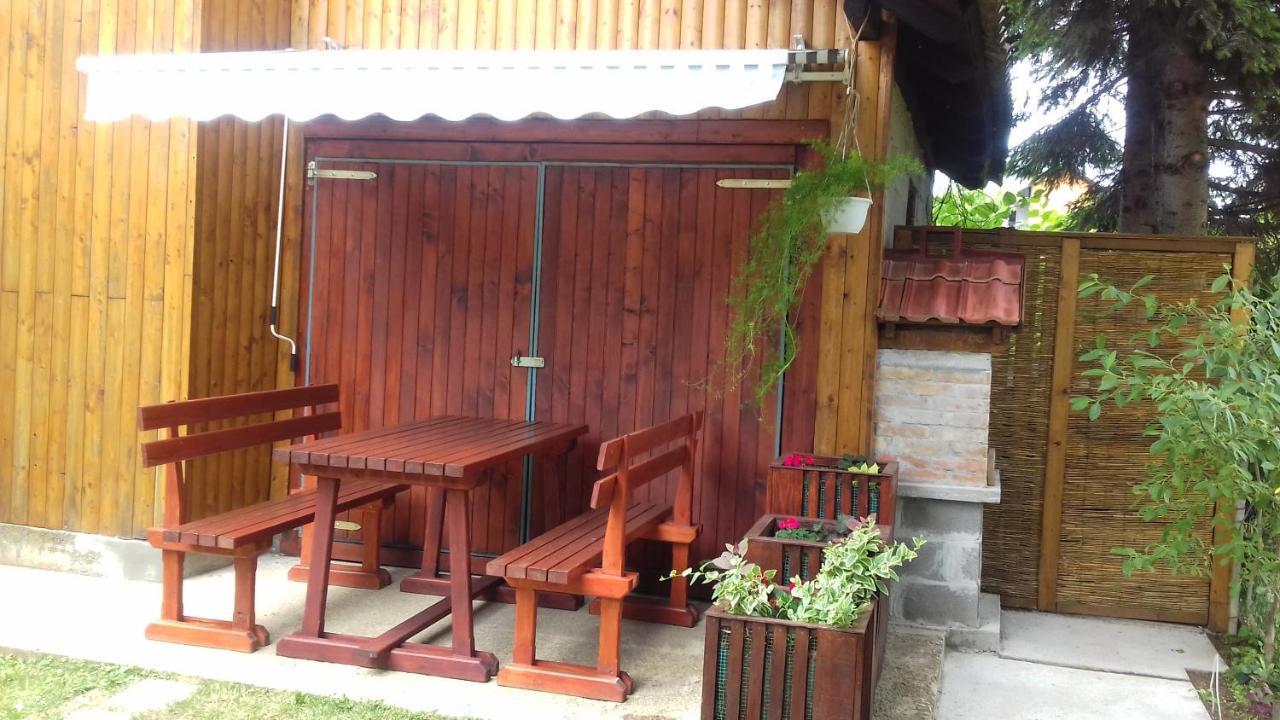 Holiday Home Nena Korenica Esterno foto