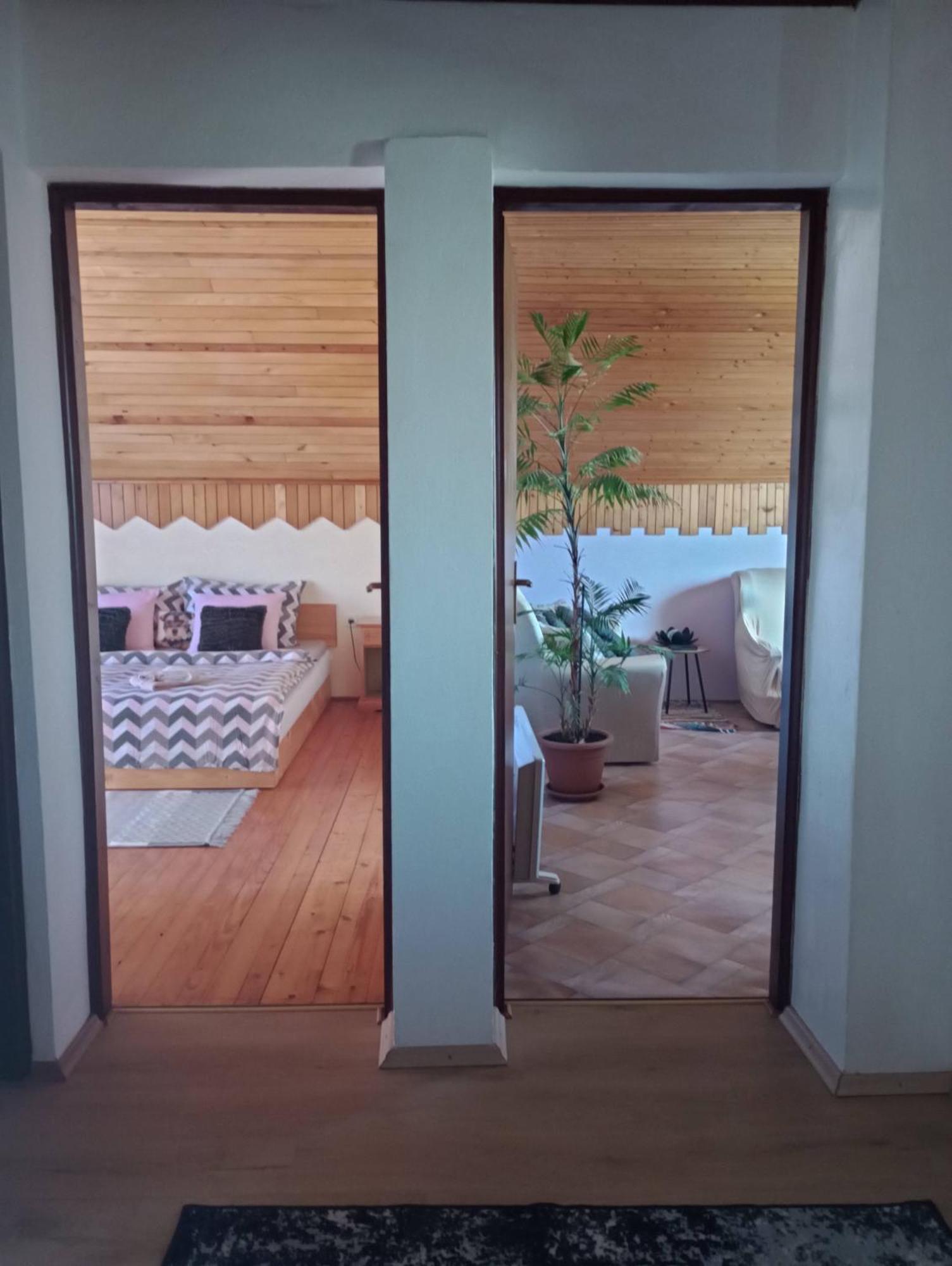 Holiday Home Nena Korenica Esterno foto