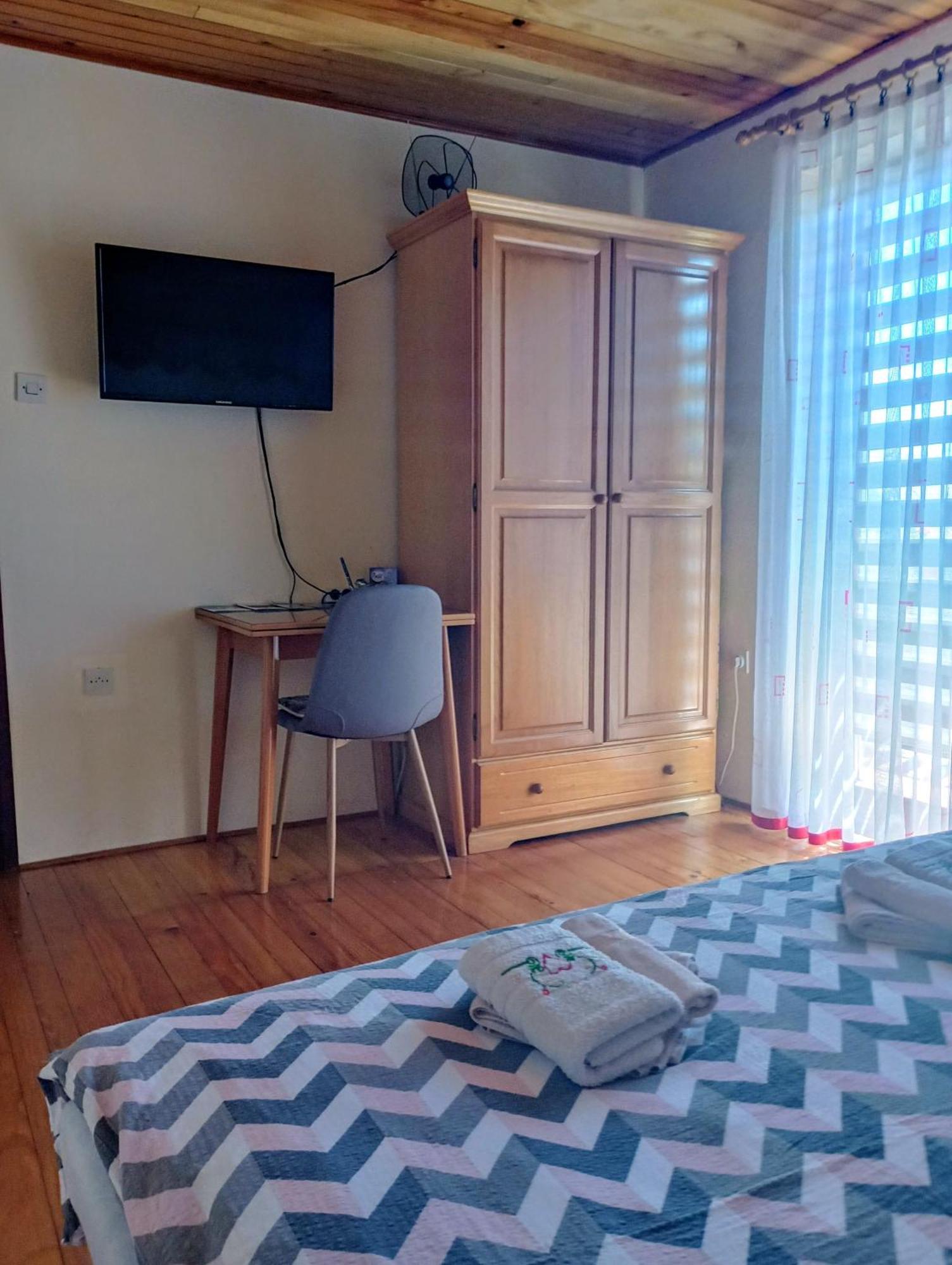 Holiday Home Nena Korenica Esterno foto