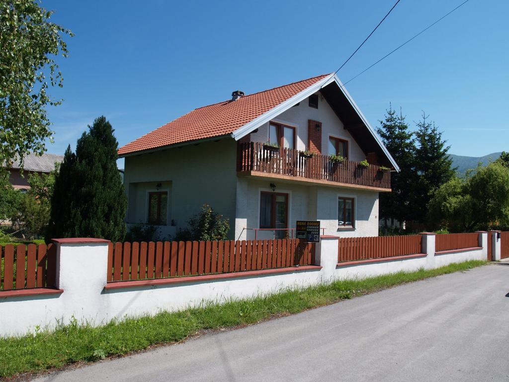 Holiday Home Nena Korenica Esterno foto